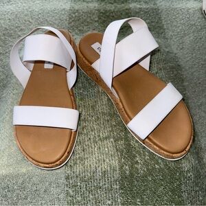 Steve Madden Stylish White Gladi Sandals for Women